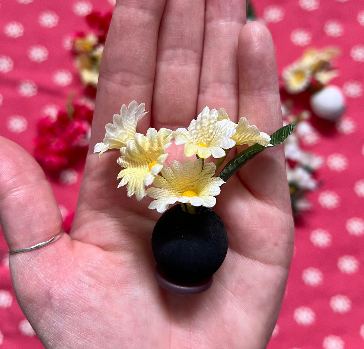 Flowers for Barbie - Miniature Dollhouse Floral Arrangement in Vase - 1:6 Scale