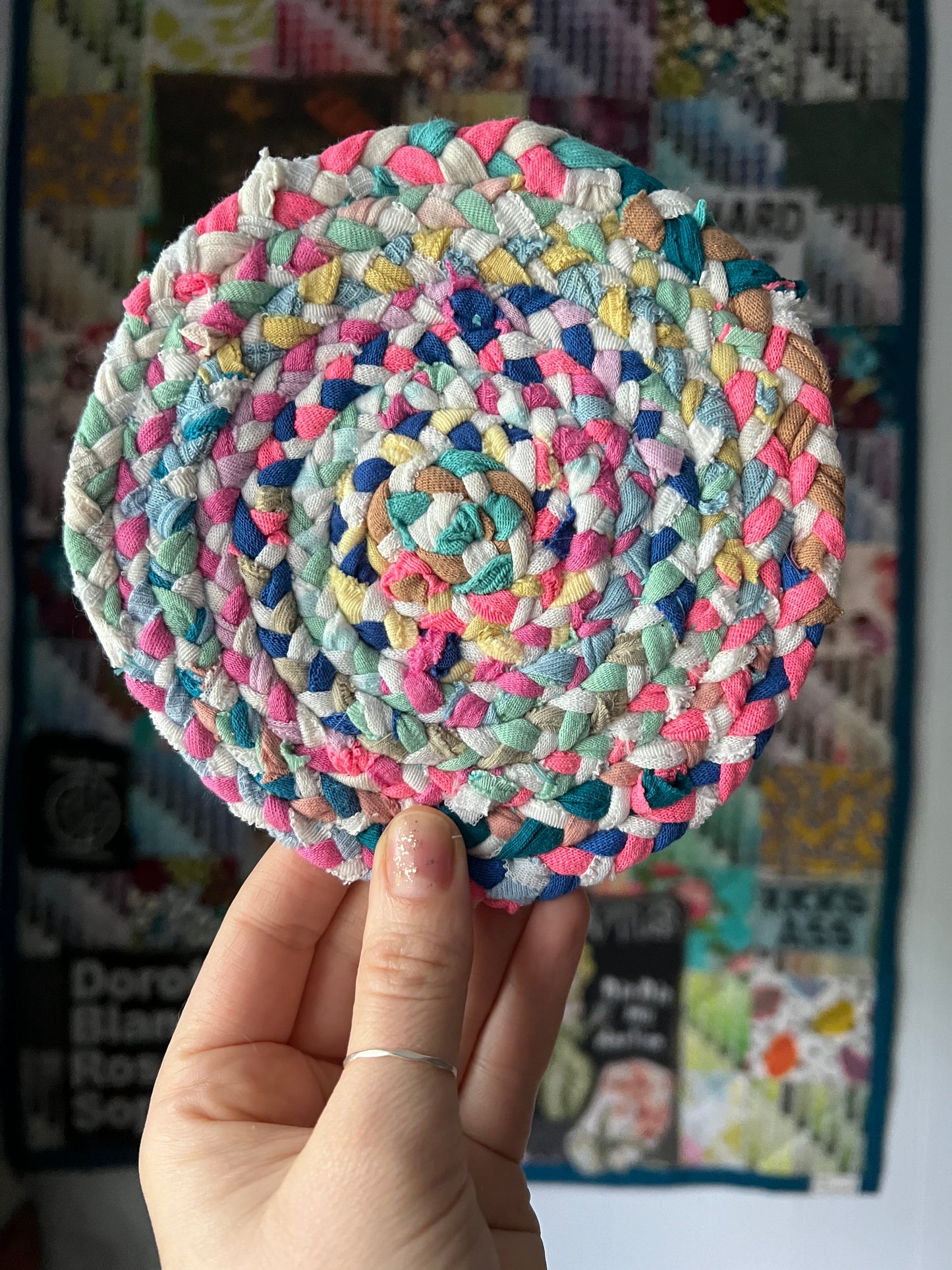 Dollhouse Rug - 5" Diameter Braided - Miniature 1:12 or 1:6 Scale