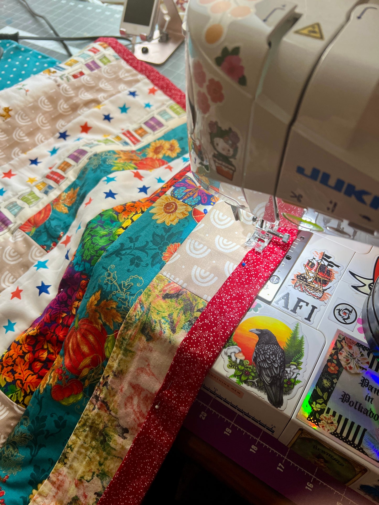 Pet Blanket Quilt - Small Baby Quilt - Hand-quilted Embroidery Detail