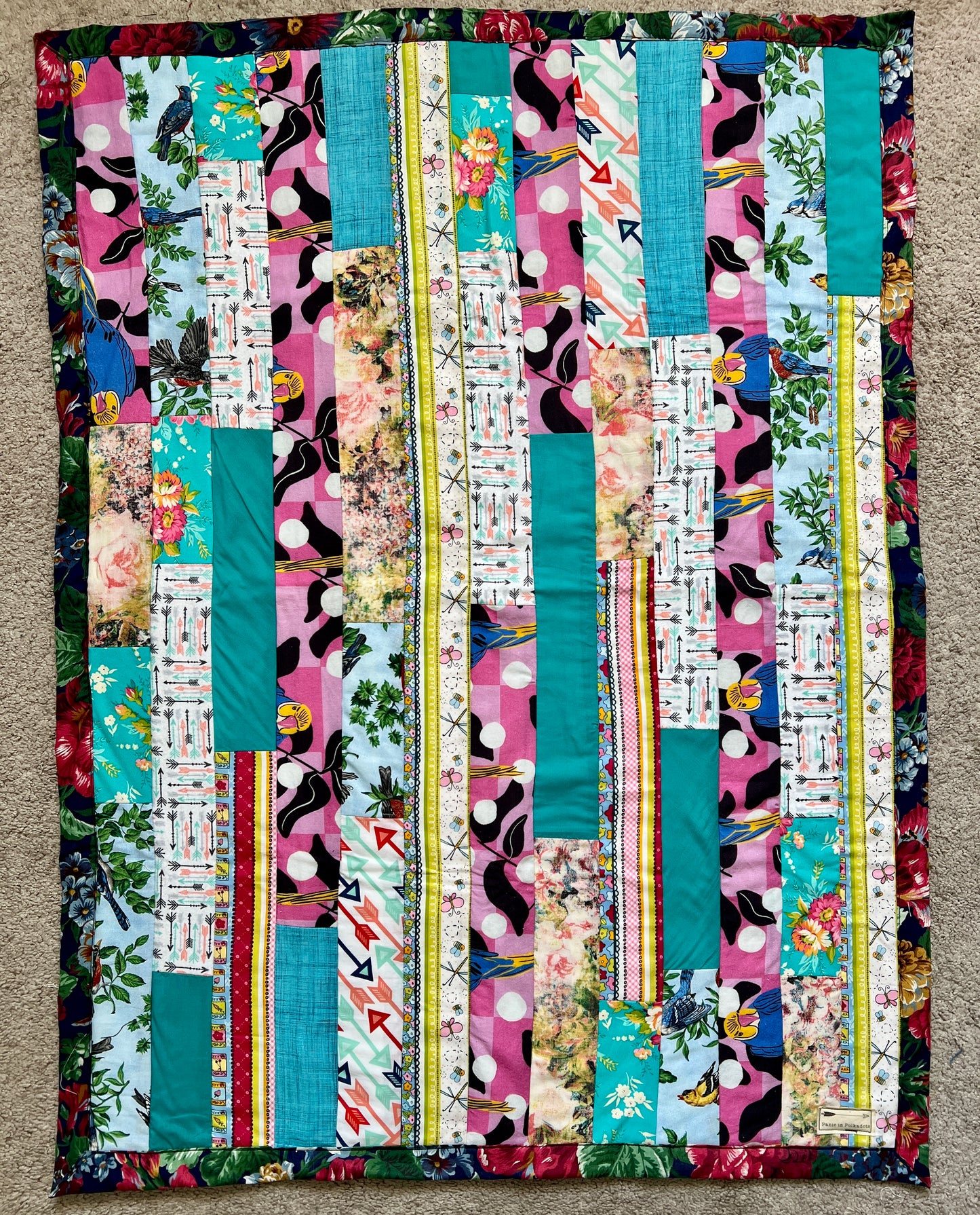 Pet Blanket Quilt - Small Baby Quilt - Hand-quilted Embroidery Detail