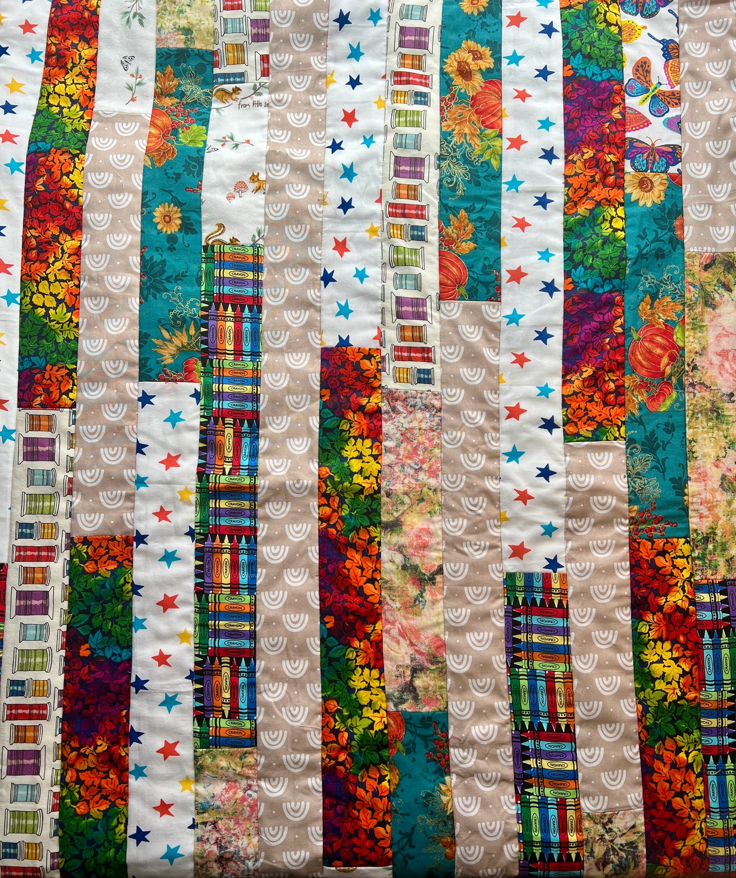 Pet Blanket Quilt - Small Baby Quilt - Hand-quilted Embroidery Detail