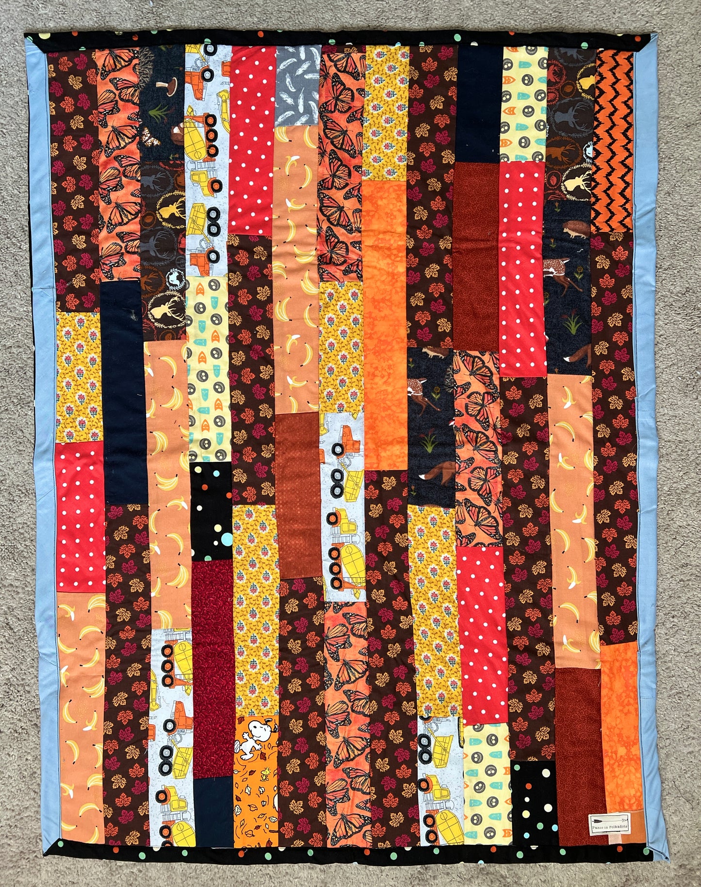 Pet Blanket Quilt - Small Baby Quilt - Hand-quilted Embroidery Detail