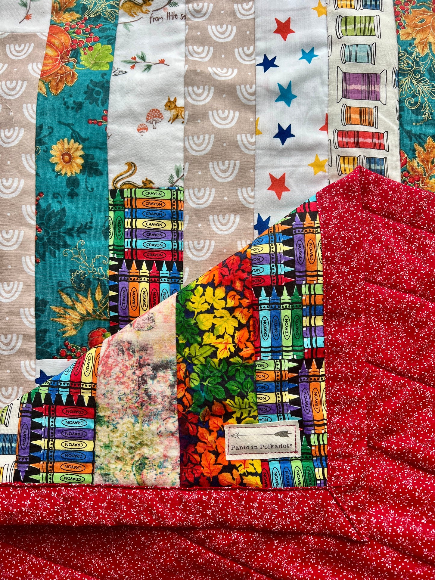 Pet Blanket Quilt - Small Baby Quilt - Hand-quilted Embroidery Detail