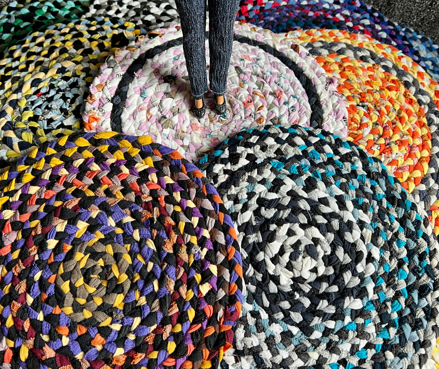 Dollhouse Rug - 9" Diameter Braided - Miniature 1:12 or 1:6 Scale