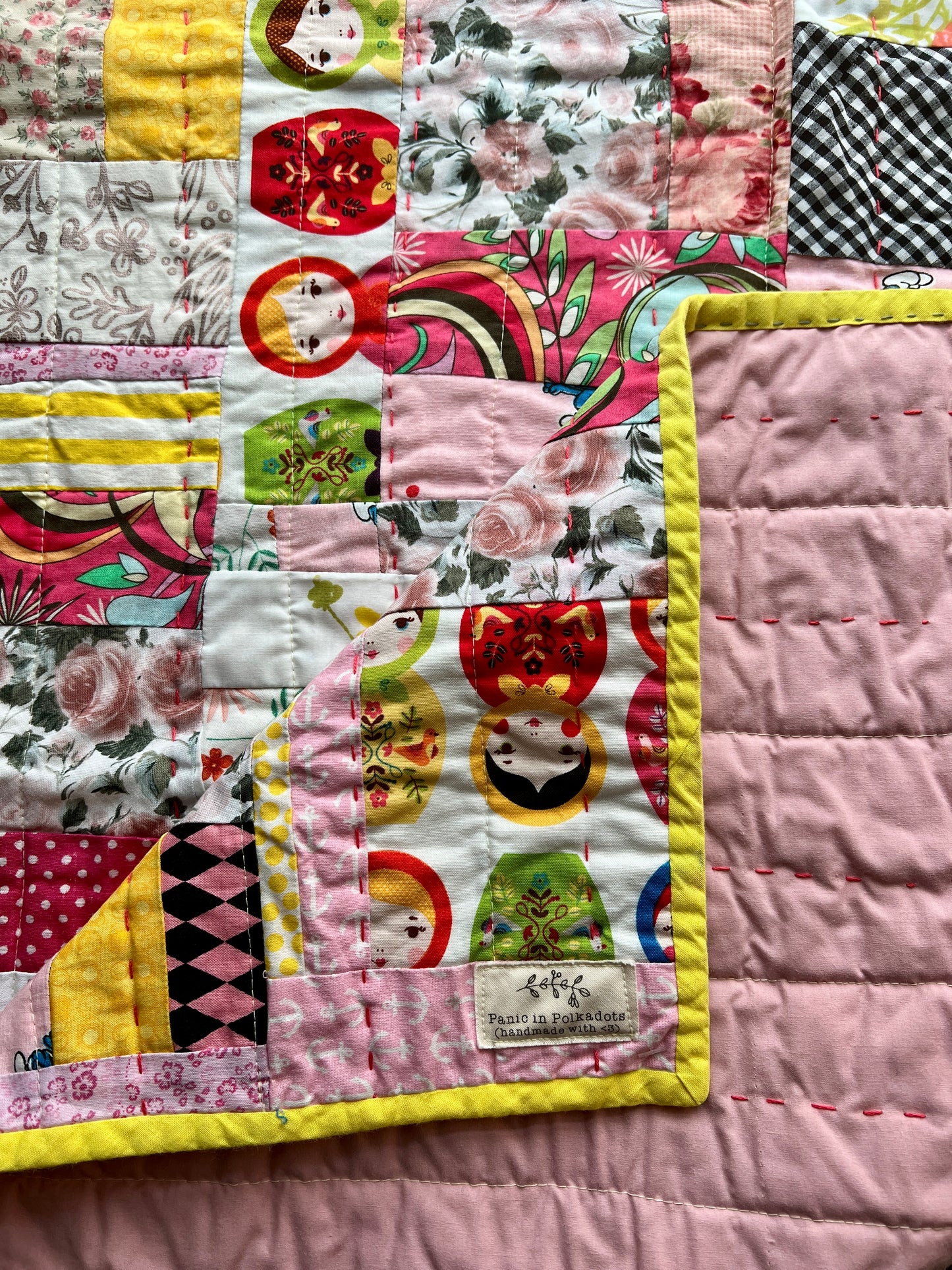 Pet Blanket Quilt - Small Baby Quilt - Hand-quilted Embroidery Detail