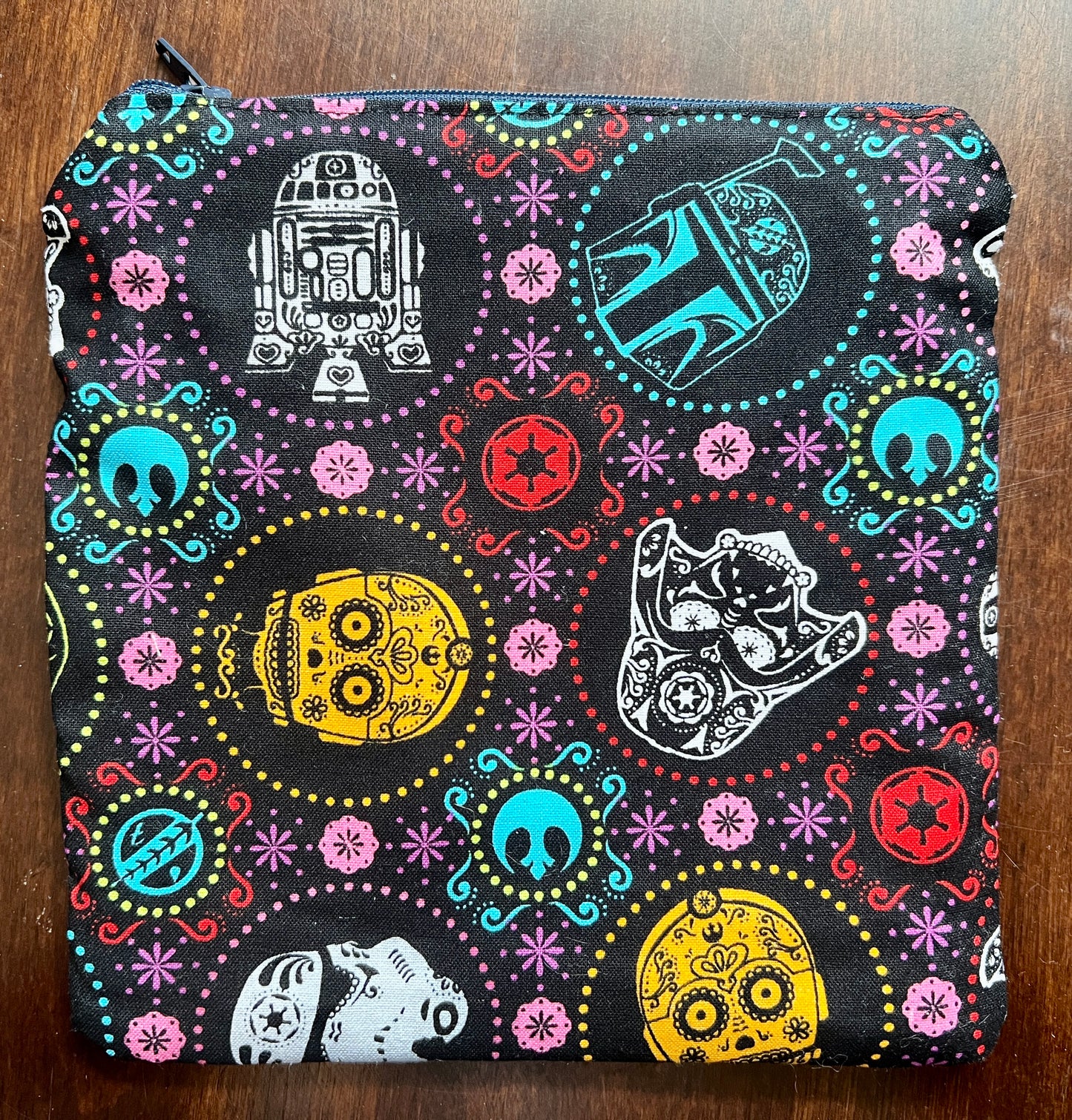 Hexie Pouch - Handsewn Fabric Zipper Pouch - Upcycled Reusable Bag Zip Pouch