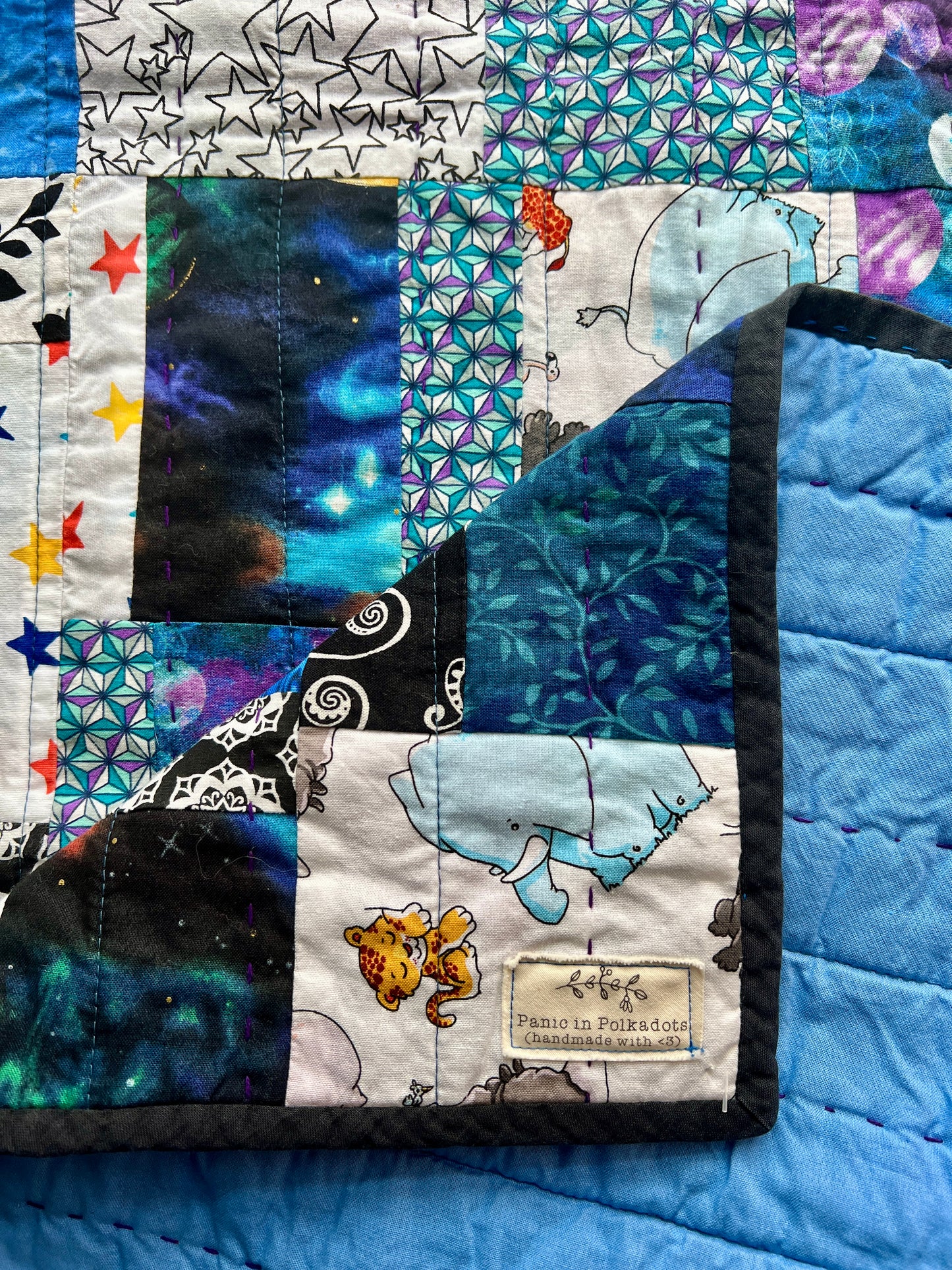 Pet Blanket Quilt - Small Baby Quilt - Hand-quilted Embroidery Detail