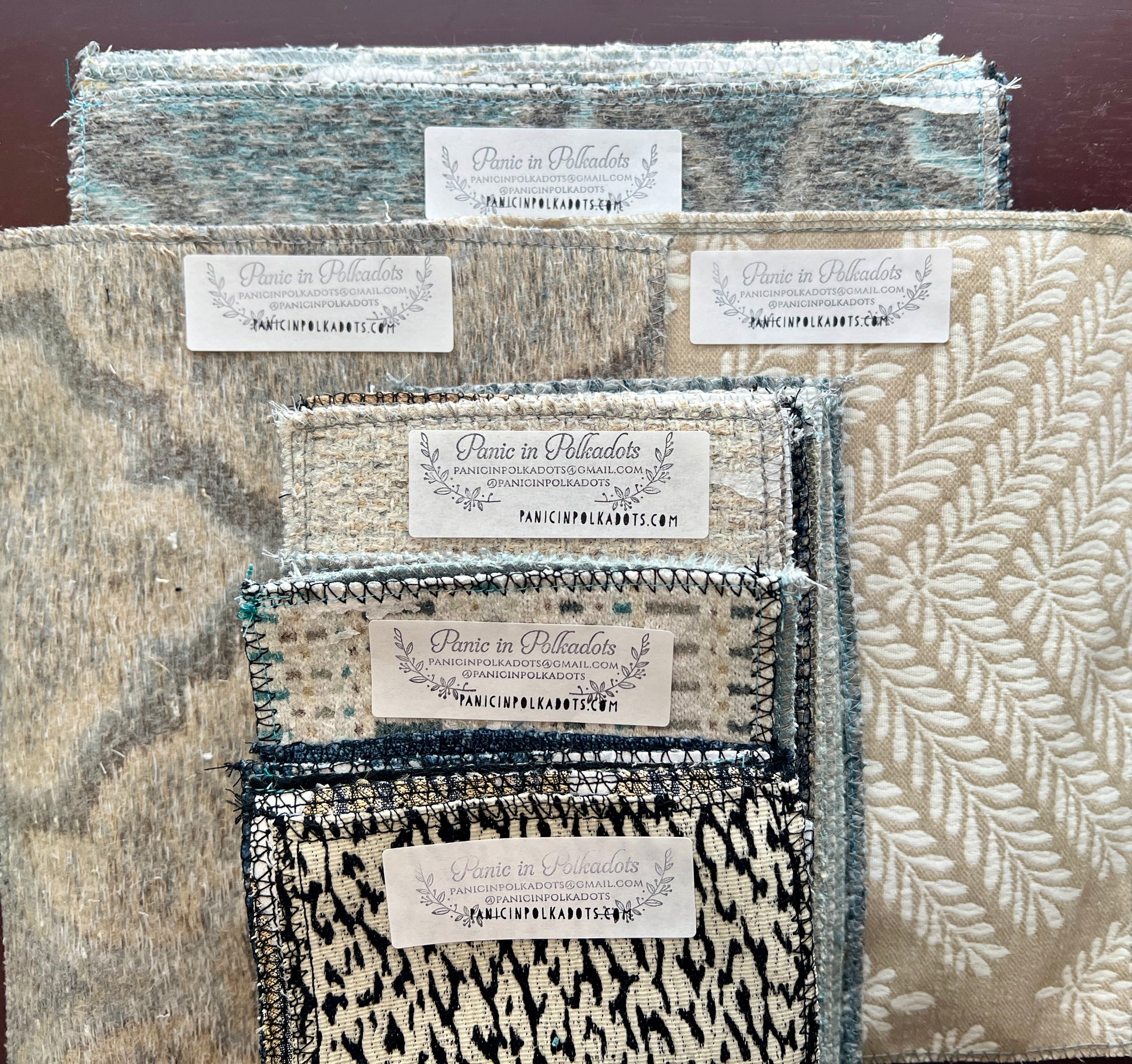 Fabric sample rugs back label