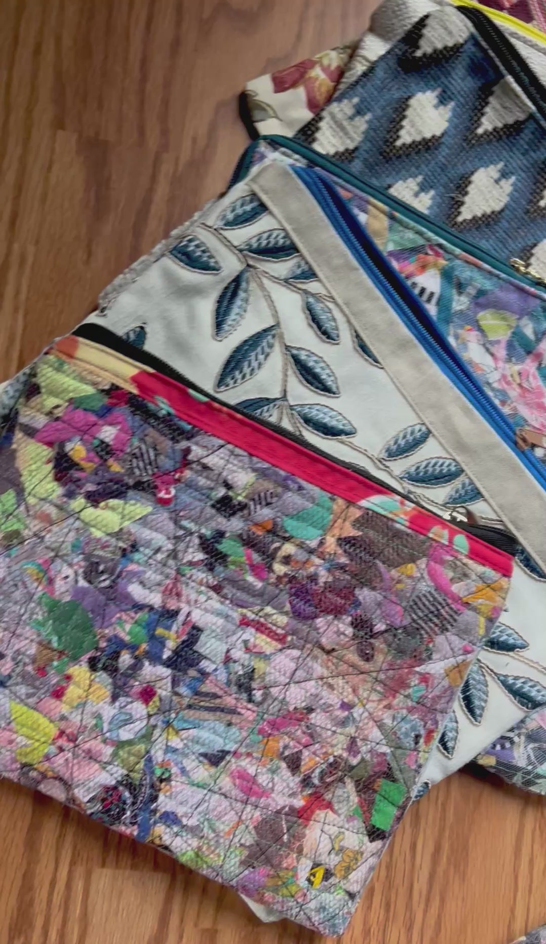 Zipper pouches ipad and tablet group video