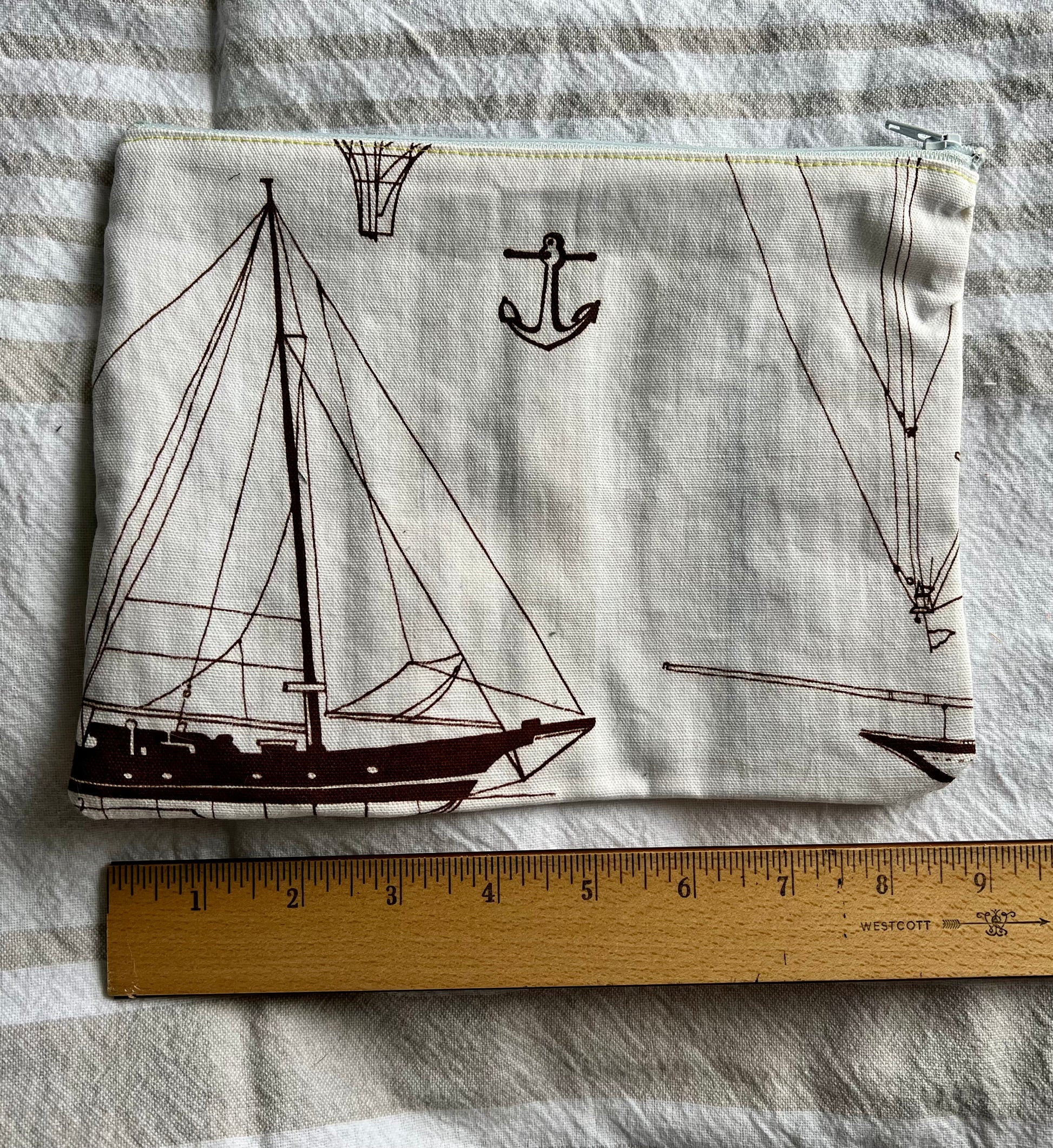 zipper pouch back sailboat design